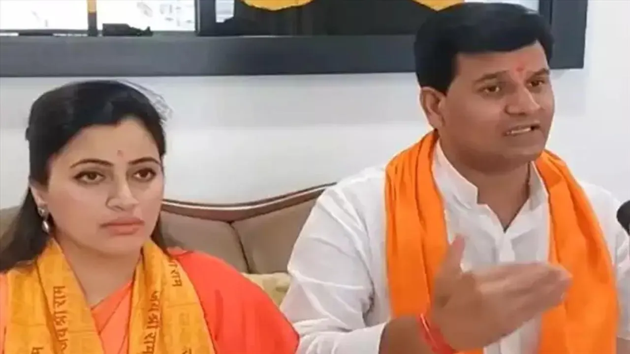 লোকসভার সংসদীয় বিশেষাধিকার কমিটির সামনে হাজিরা দিতে চলেছেন রানা দম্পতি