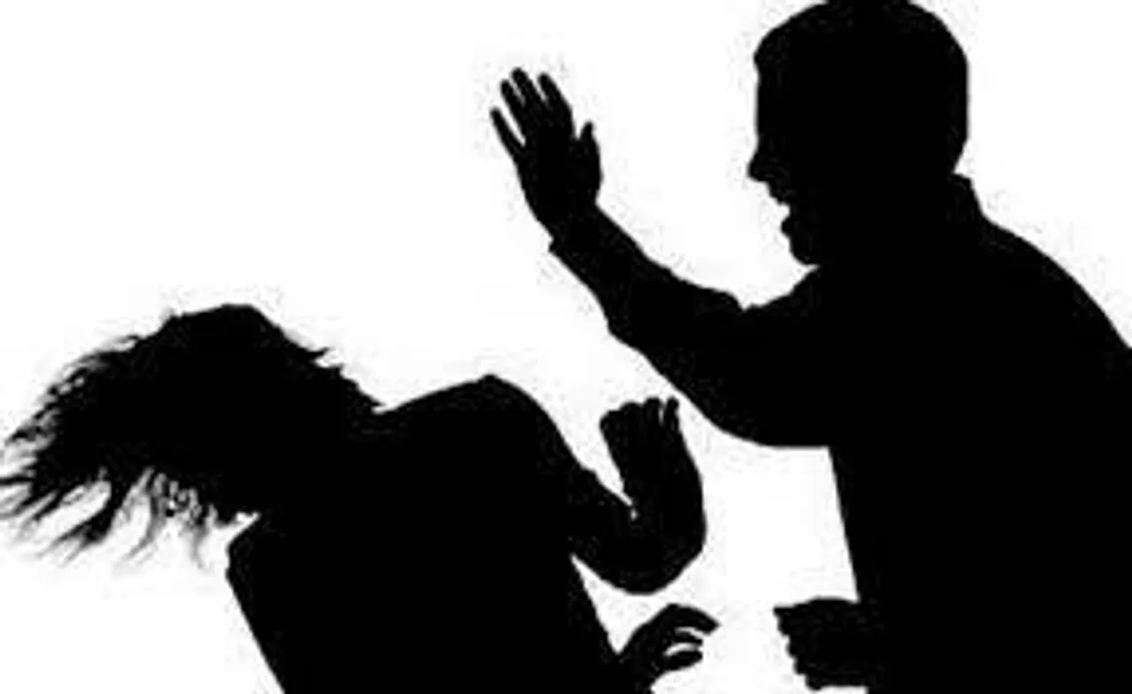 মালদায় নির্যাতনের শিকার গৃহবধূ