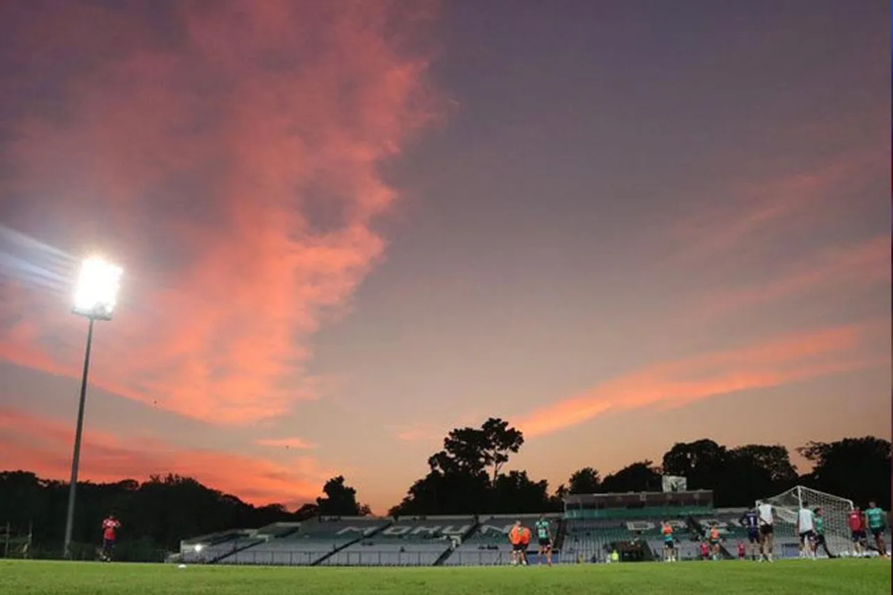 বেঁকে বসল এটিকে মোহনবাগান