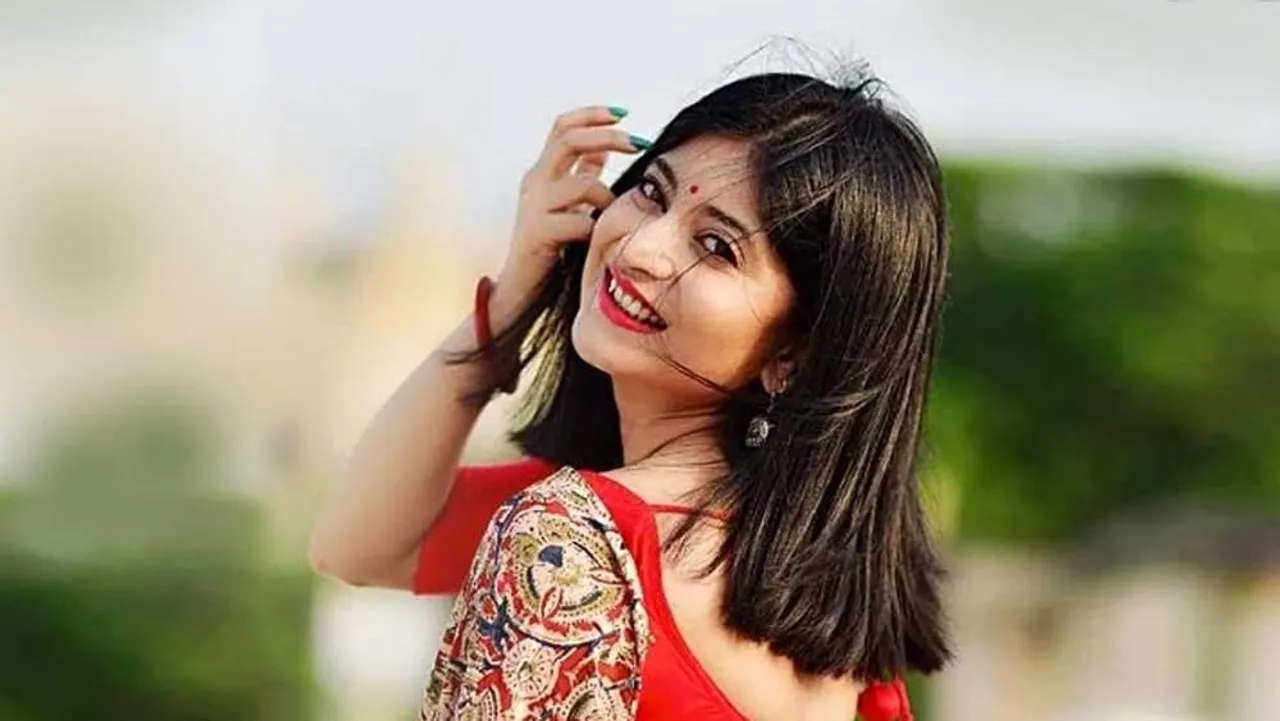 সারদা মায়ের জন্মদিনে কেক খেলেন রামকৃষ্ণ