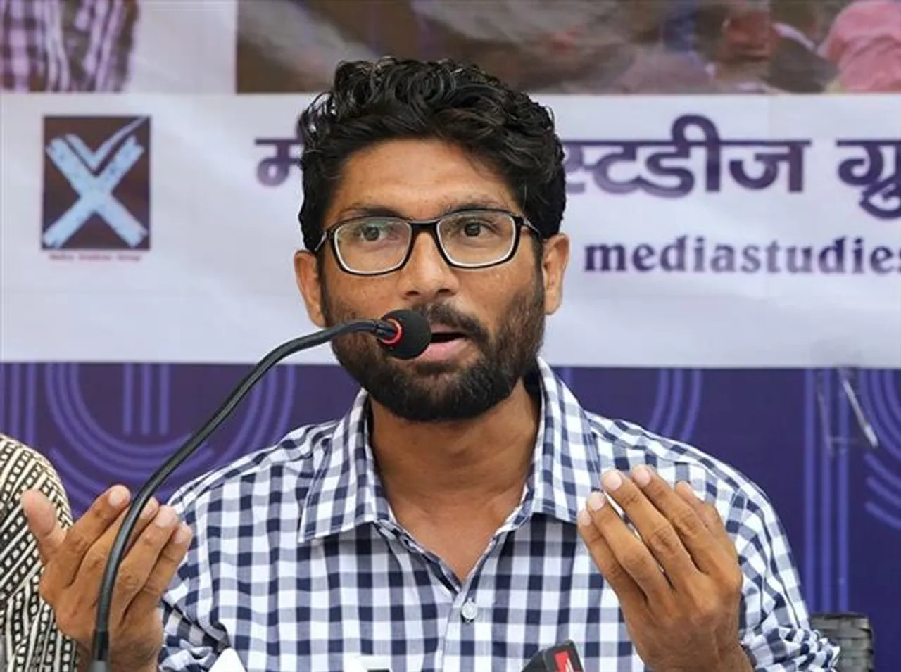 জামিন পাওয়া মাত্র ফের গ্রেফতার জিগনেশ