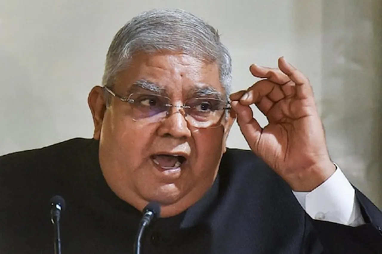 রণক্ষেত্র চেহারা নিল সিবিআই অফিস