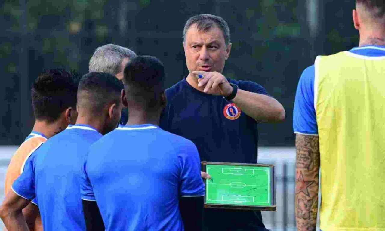 স্ট্রাইকারদের নিয়ে যা ভাবছেন দিয়াজ