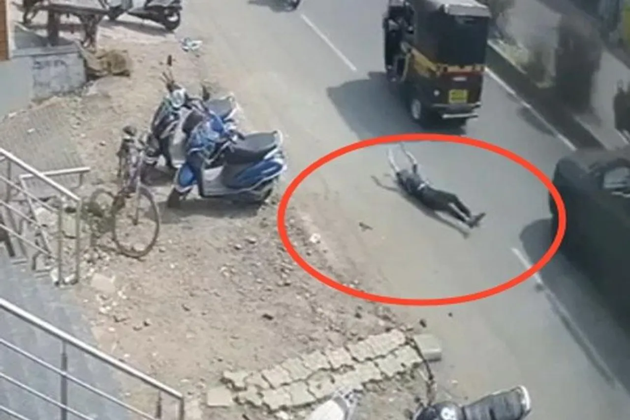 শ্লীলতাহানির থেকে বাঁচতে মরণ ঝাঁপ নাবালিকার, দেখুন ভিডিও