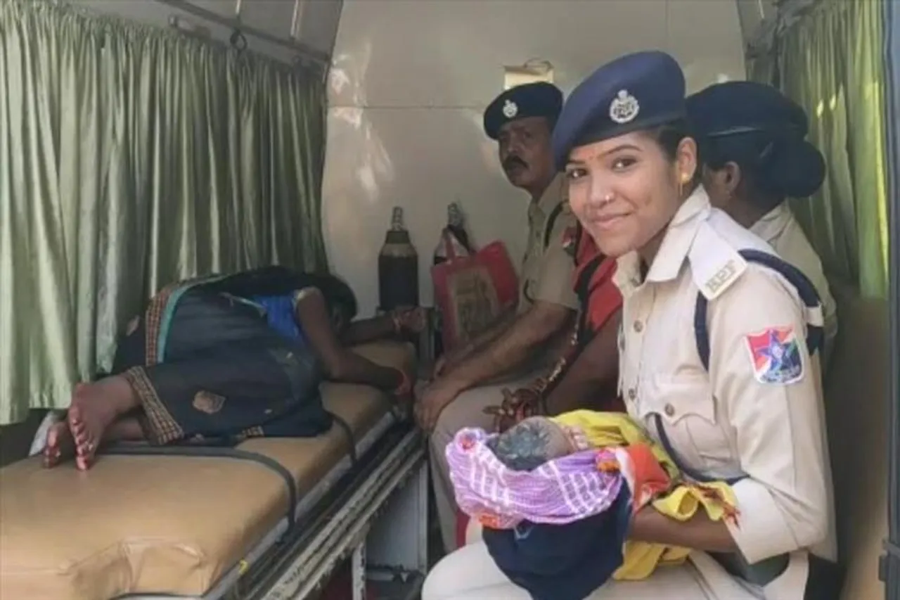 মানবিক রেল, ট্রেনে জন্মাল ফুটফুটে সন্তান