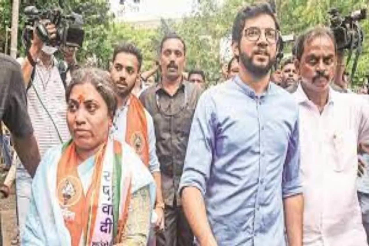 মহারাষ্ট্র উপনির্বাচনে এগিয়ে উদ্ধব ঠাকরের সেনা