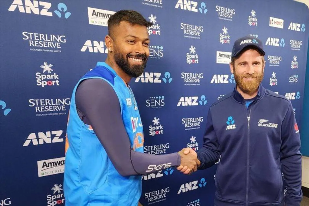 টস জিতে বোলিংয়ের সিদ্ধান্ত নিউজিল্যান্ডের