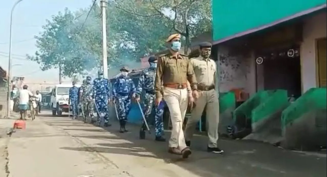 পৌরসভা নির্বাচন কে অবাধ ও শান্তিপূর্ণ করতে পুলিশের রুটমার্চ