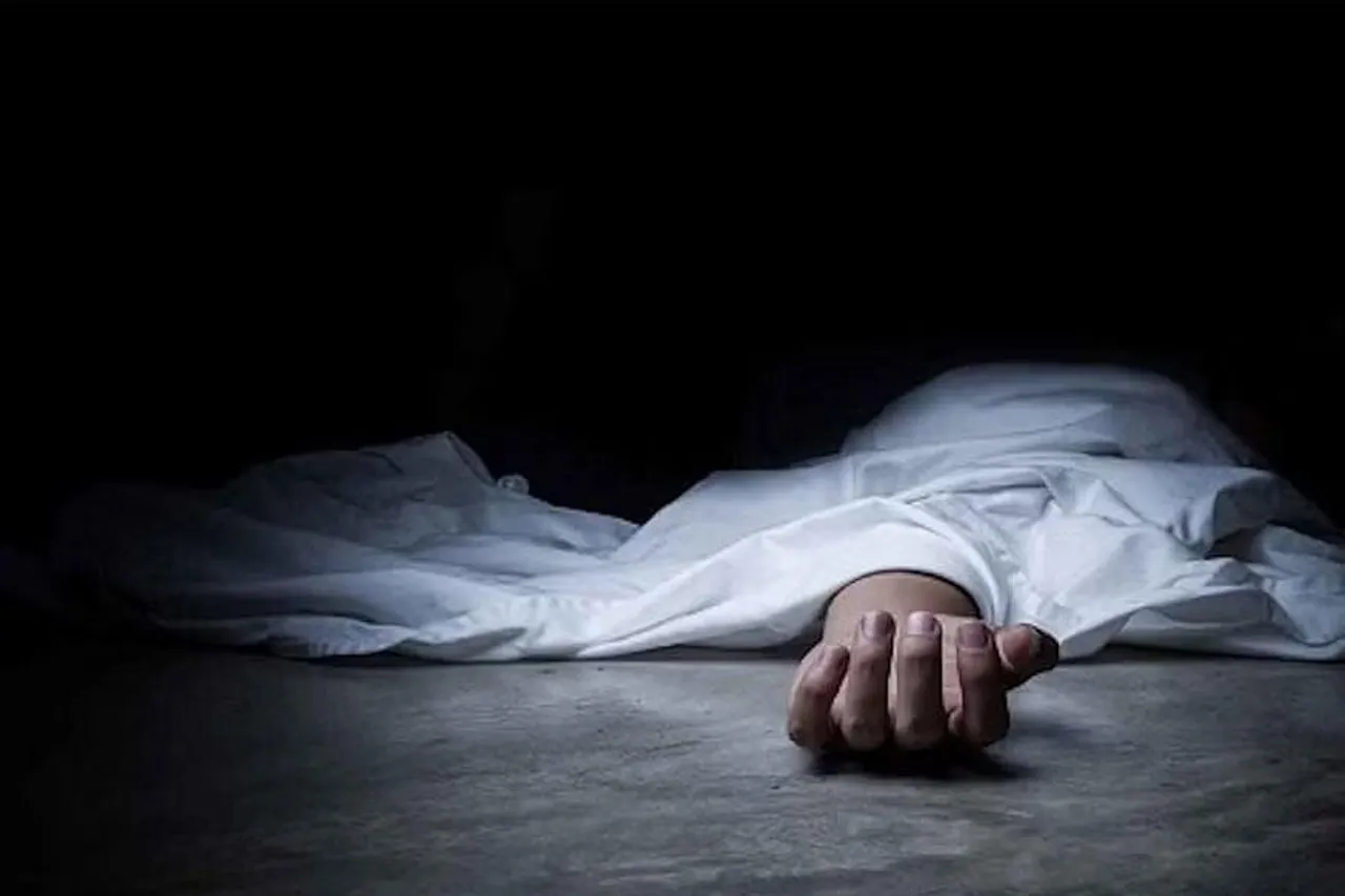 জঙ্গল থেকে যুবকের ঝুলন্ত দেহ উদ্ধার