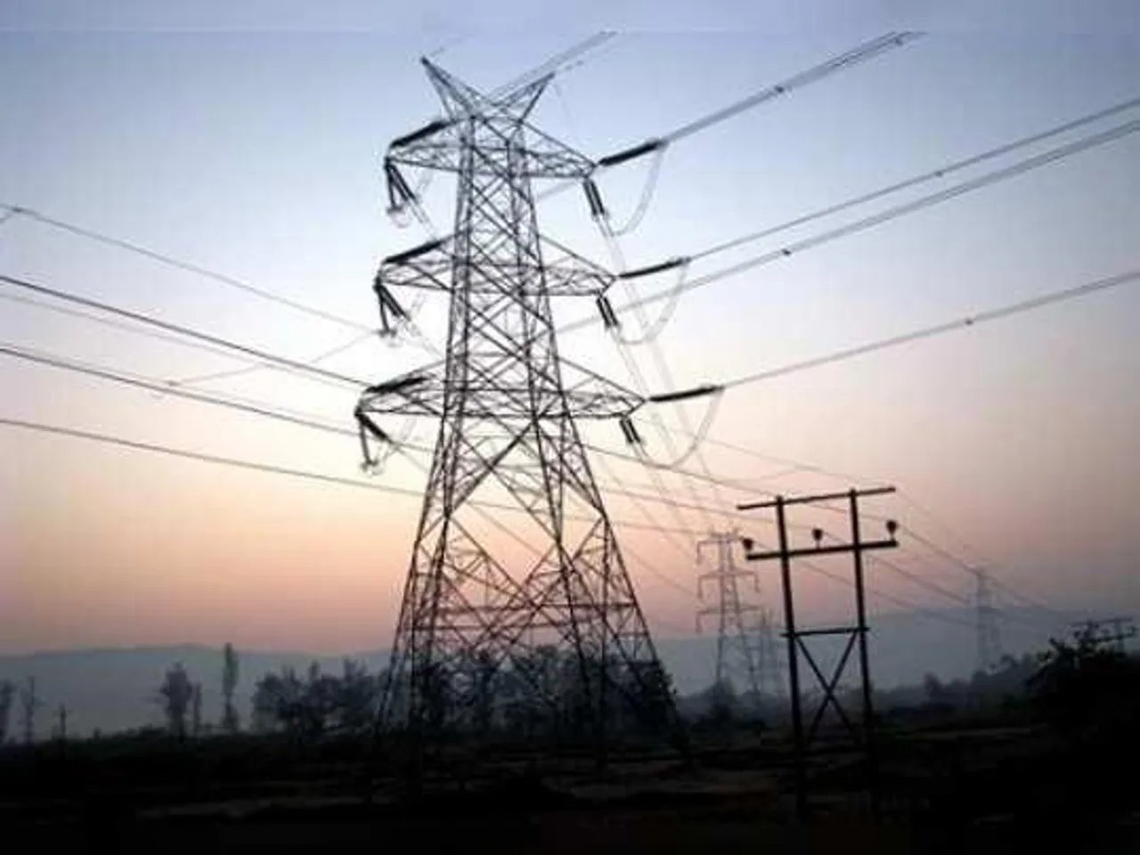 হেল্প লাইন নম্বর দিয়ে পাশে থাকার বার্তা সিইএসসির