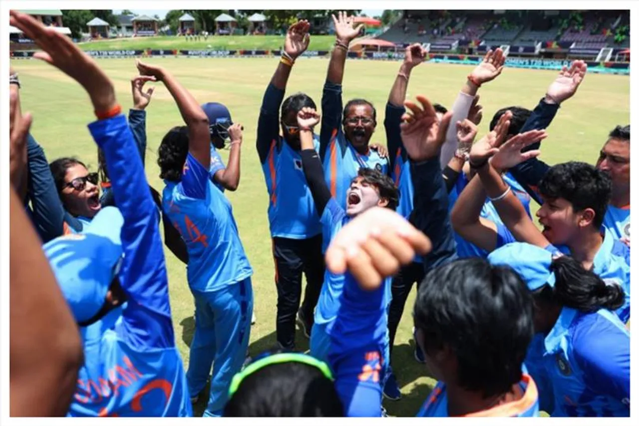 ইতিহাসের পাতায় নাম তোলার দৌড়ে ভারত-ইংল্যান্ড