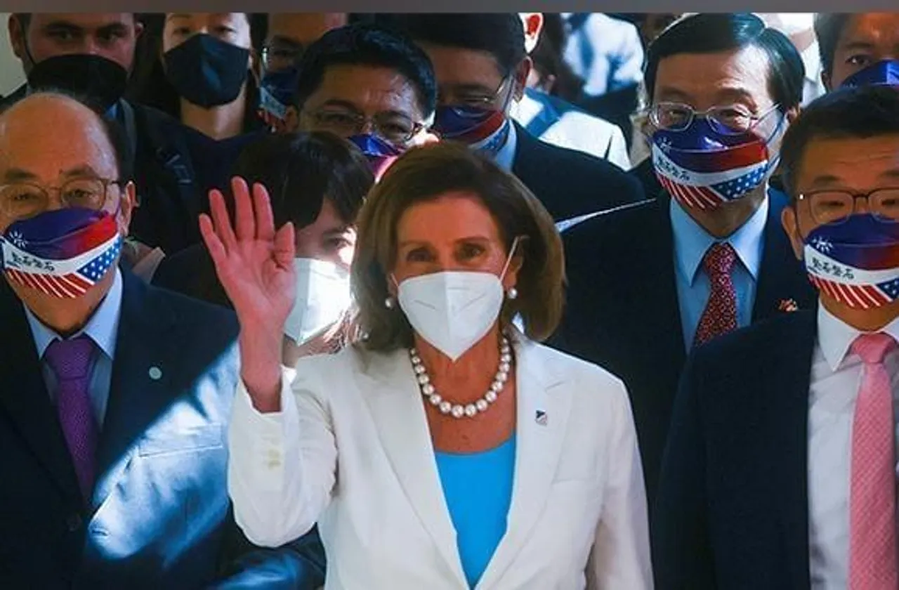 তাইওয়ান সফরে মার্কিন-চীন উত্তেজনা বাড়াল পেলোসি