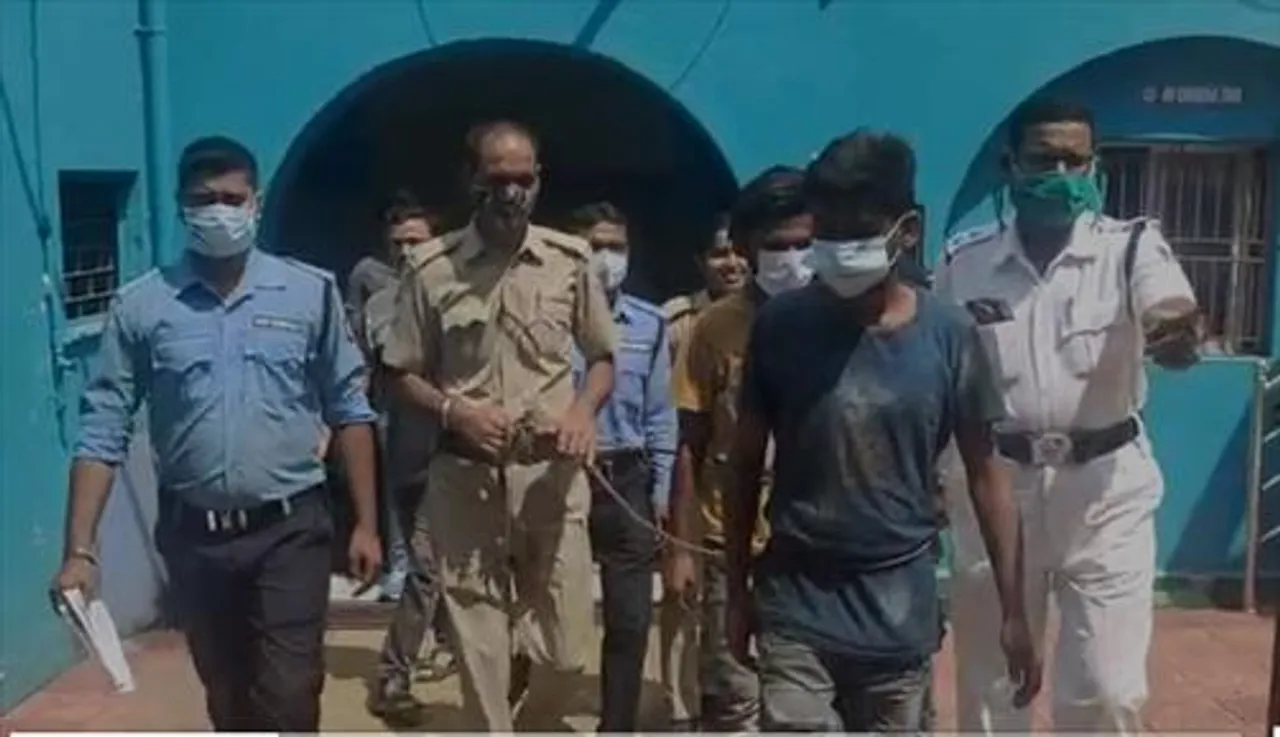 বরাকরে খুনের ঘটনায় ২৪ ঘণ্টার মধ্যে দুই আসামি গ্রেপ্তার