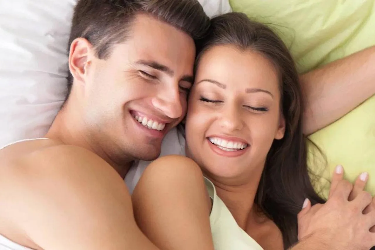 নিয়মিত যৌন সঙ্গমে লিপ্ত হওয়ার উপকারিতা বহু