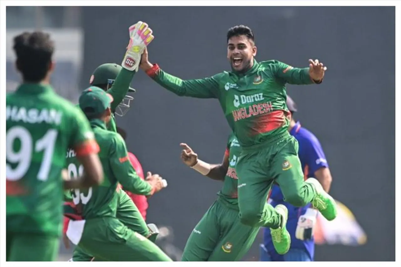 সুন্দর ফিরতেই কুশ্রী ভারতের ব্যাটিং ইউনিট