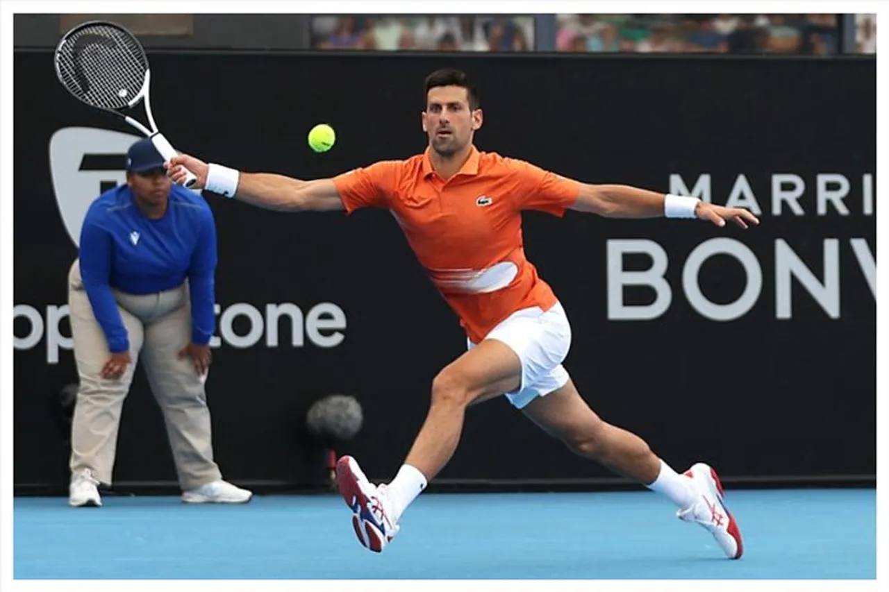 ফেডেরারের রেকর্ড ভাঙতে চলেছেন জোকোভিচ