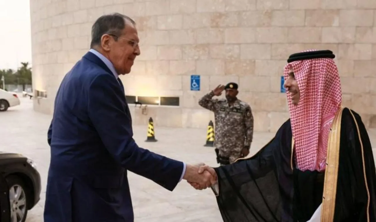 রিয়াদে সৌদি ও রুশ বিদেশমন্ত্রীর বৈঠক