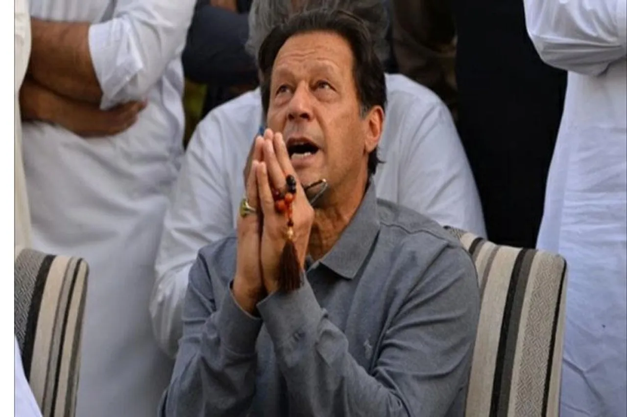 কেমন আছেন ইমরান খান?