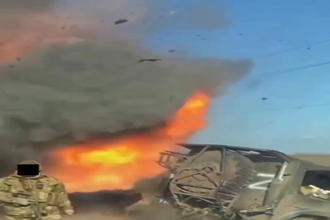 ইউক্রেনীয় সেনার ওপর মাইন বিস্ফোরণ, দেখুন ভিডিও