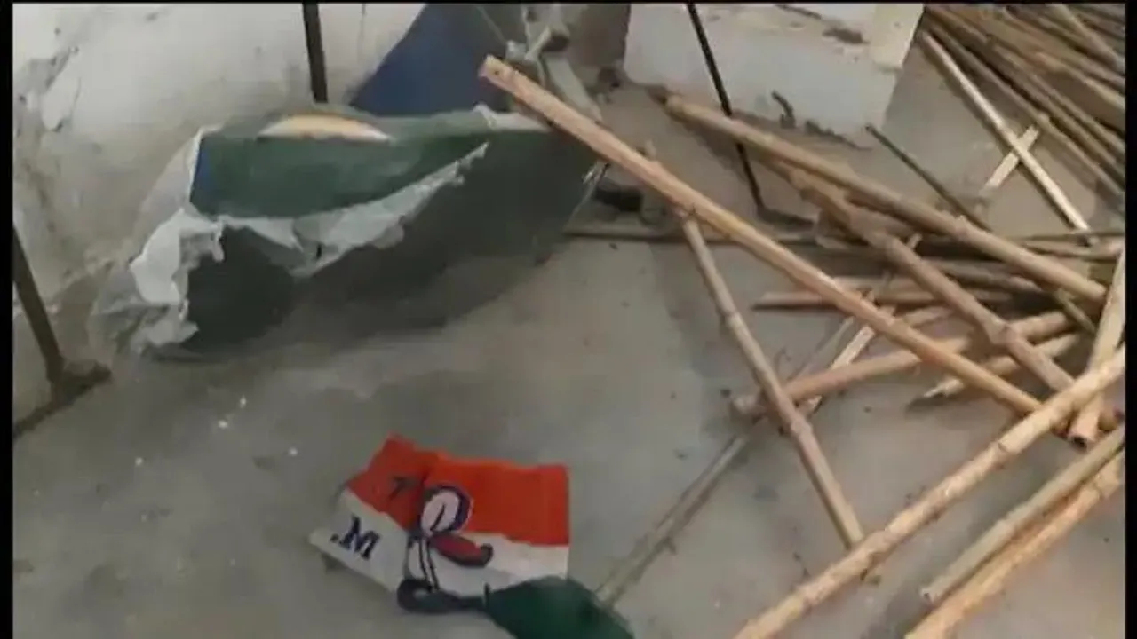 পার্টি অফিস দখলকে কেন্দ্র করে গোষ্ঠী সংঘর্ষ