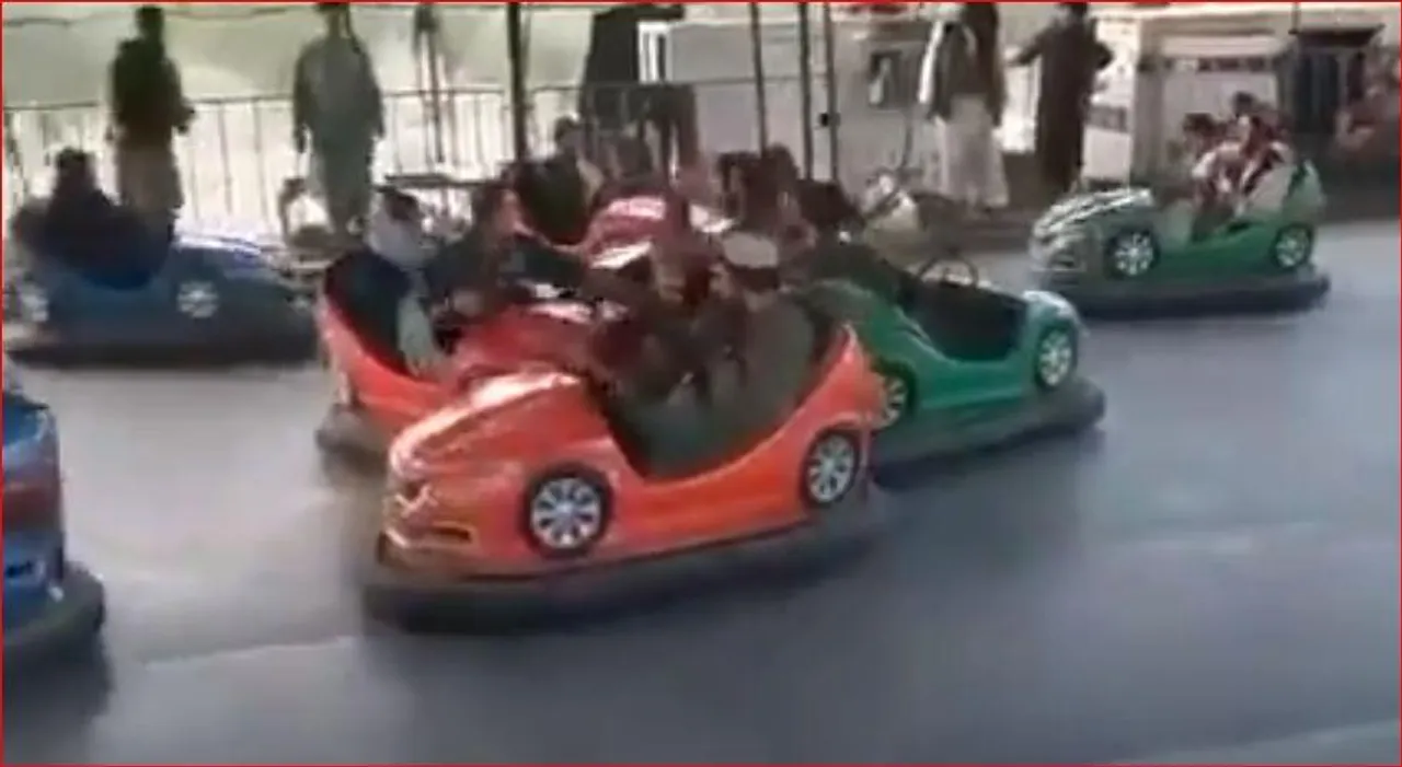 বন্দুক হাতে বিনোদনে মাতল তালিবানরা, দেখুন ভিডিও