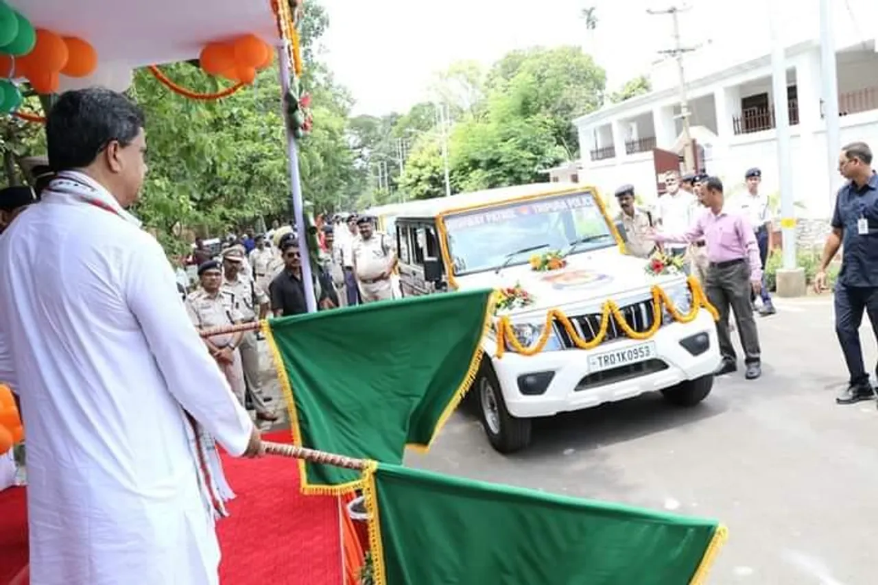 হাইওয়েতে অপরাধ কমানোর লক্ষ্যে পেট্রোলিং গাড়ির সূচনা