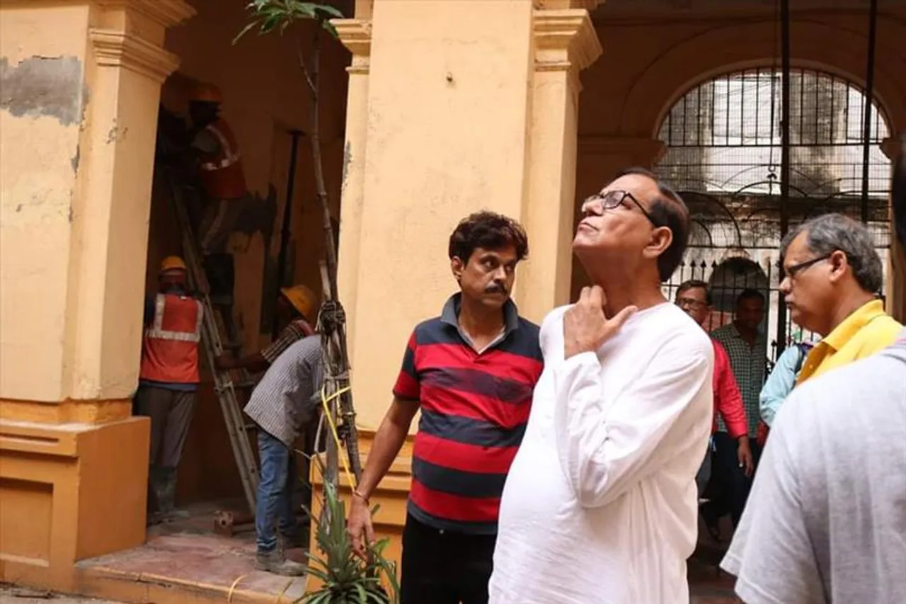 বউবাজারের ক্ষতিগ্রস্ত বাড়িগুলি পরিদর্শন করলেন বাম নেতা মহম্মদ সেলিম