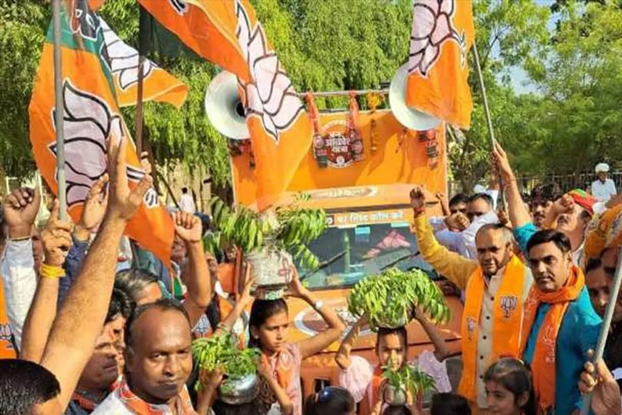 রাজ্যে ব্যাপক সাড়া ফেলেছে 'জন আক্রোশ যাত্রা', জমা পড়েছে ১৪ লক্ষ অভিযোগ