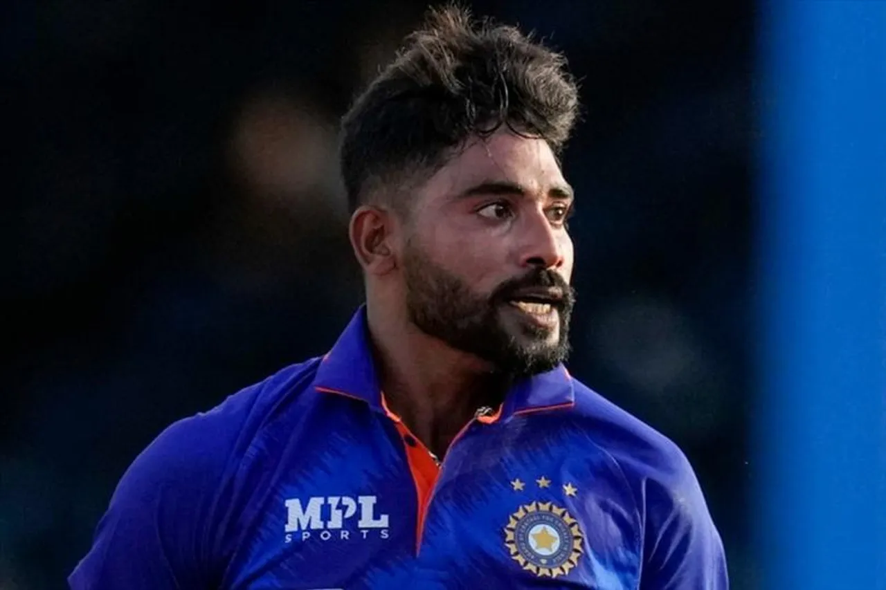 ফের হ্যাটট্রিক সিরাজের