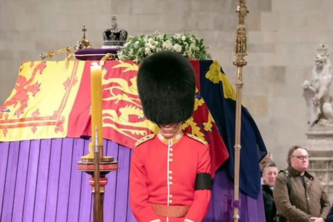 রানীর শেষকৃত্য থাকতে পারবে না চীনের প্রতিনিধি দল