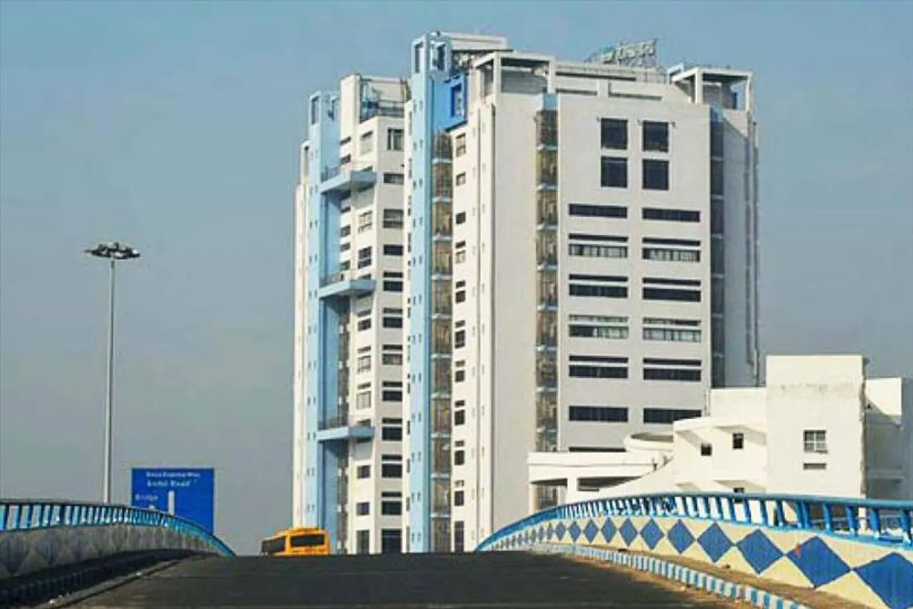 বাংলাকে সচল রাখতে নবান্নের নির্দেশ