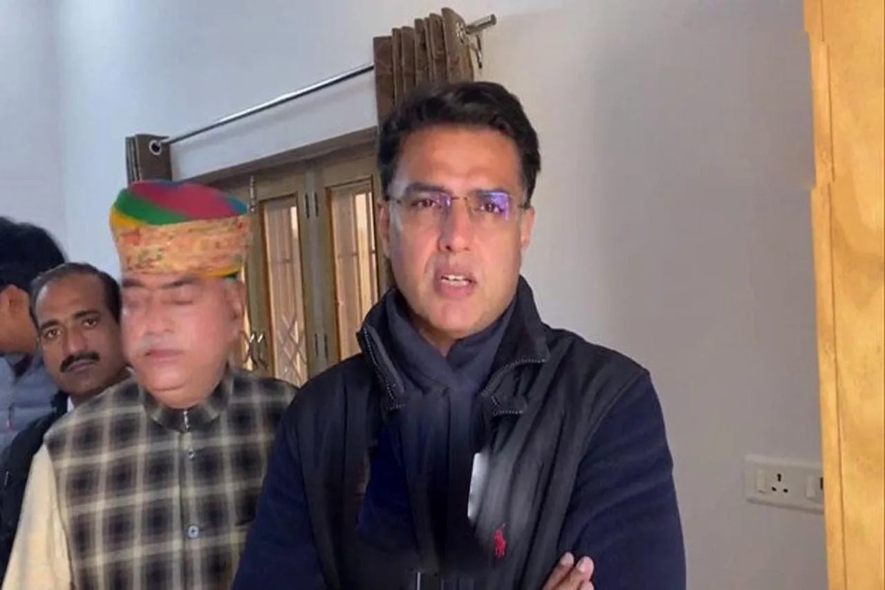 বড় মাছকে ধরতে হবে, প্রশ্নপত্র ফাঁস রুখতে ইঙ্গিতপূর্ণ মন্তব্য কংগ্রেস নেতার