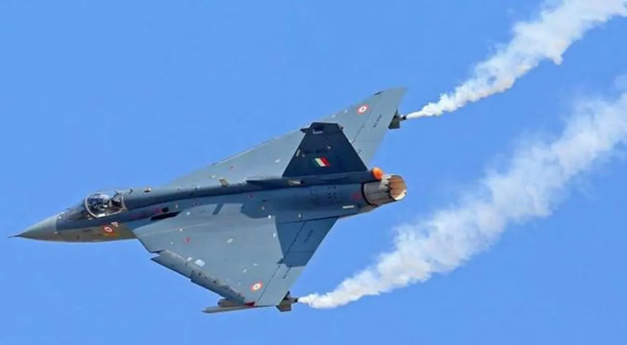 তেজস যুদ্ধবিমান কিনতে আগ্রহী আর্জেন্টিনা