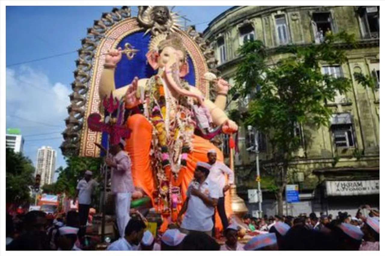 নতুন কিছু শুরুর আগে সর্বপ্রথম গণেশের পুজো কেন করা হয় জানেন?