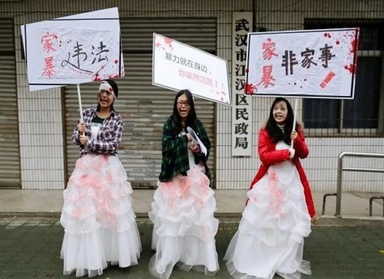 চীনে গোপন মহামারীর আকার ধারণ করেছে ডোমেস্টিক ভায়োলেন্স