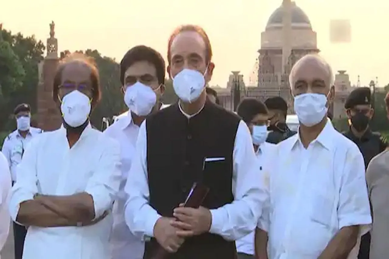 'সমস্ত ভাল নেতাদের উৎখাত করা হচ্ছে'