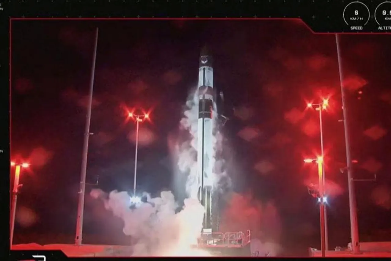 মহাকাশে পাড়ি মার্কিন যুক্তরাষ্ট্রের প্রথম উৎক্ষেপণ যান রকেট ল্যাব