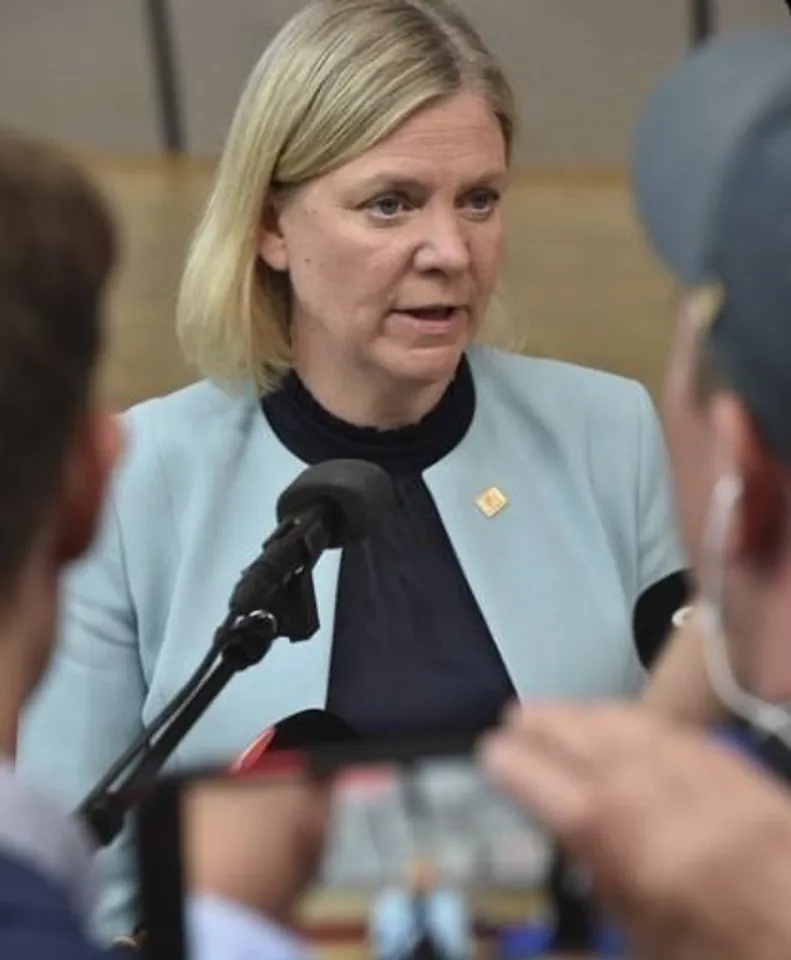 সুইডেনের প্রথম নারী প্রধানমন্ত্রীর পদত্যাগের ঘোষণা