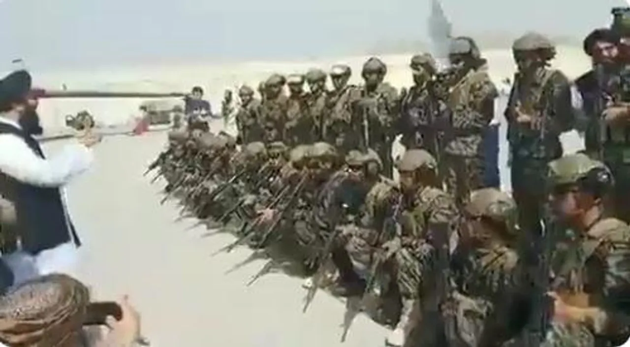 তালিবান সৈন্যদের নিয়ন্ত্রণে কাবুল বিমানবন্দর