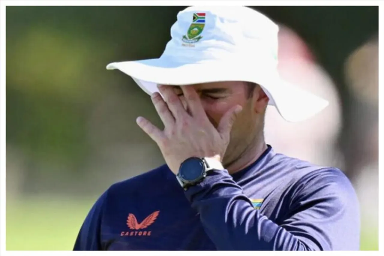 জাতীয় দলে কোচের পদ ছাড়ছেন বাউচার