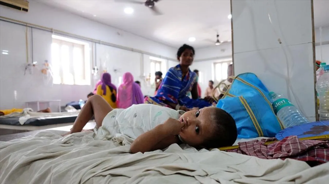 এবার রাজধানীতেও হানা স্ক্রাব টাইফাসের, হাসপাতালে উপচে পড়ছে ভিড়