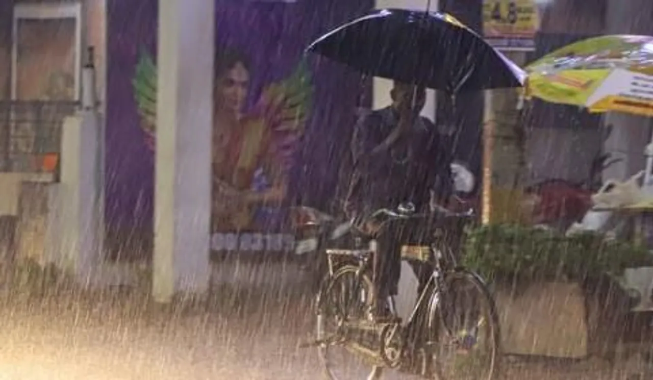 আগামী সপ্তাহ থেকে অতিভারী বৃষ্টির সম্ভাবনা রাজ্যে, কেমন থাকবে কলকাতার আবহাওয়া?