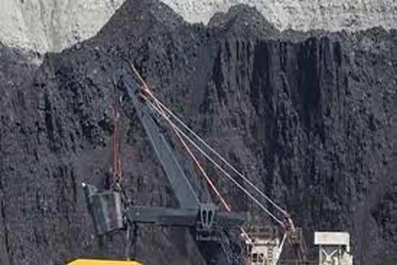 গ্রেফতার হল লালা ঘনিষ্ঠ ব্যবসায়ী