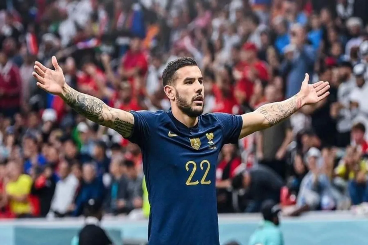 হাফটাইম: এখনও এগিয়ে ফ্রান্স