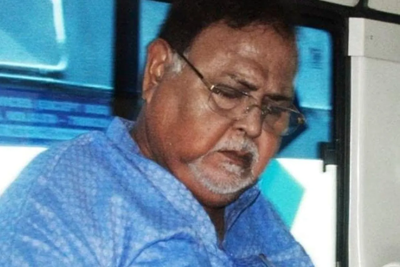 পার্থকে ফের ভর্তি করতে হবে হাসপাতালে?