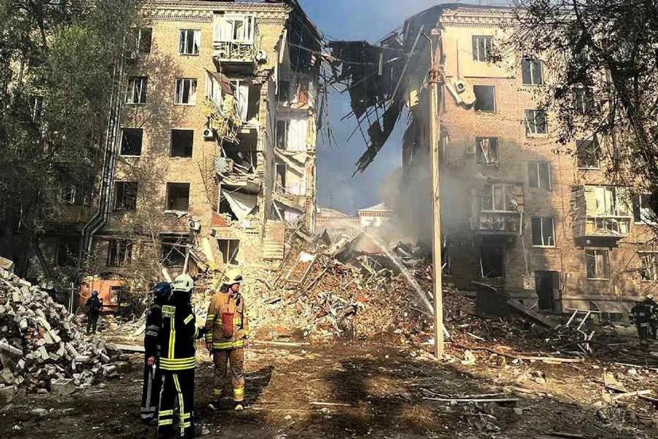 জাপোরিঝজিয়া হামলায় আরও বাড়ল মৃতের সংখ্যা