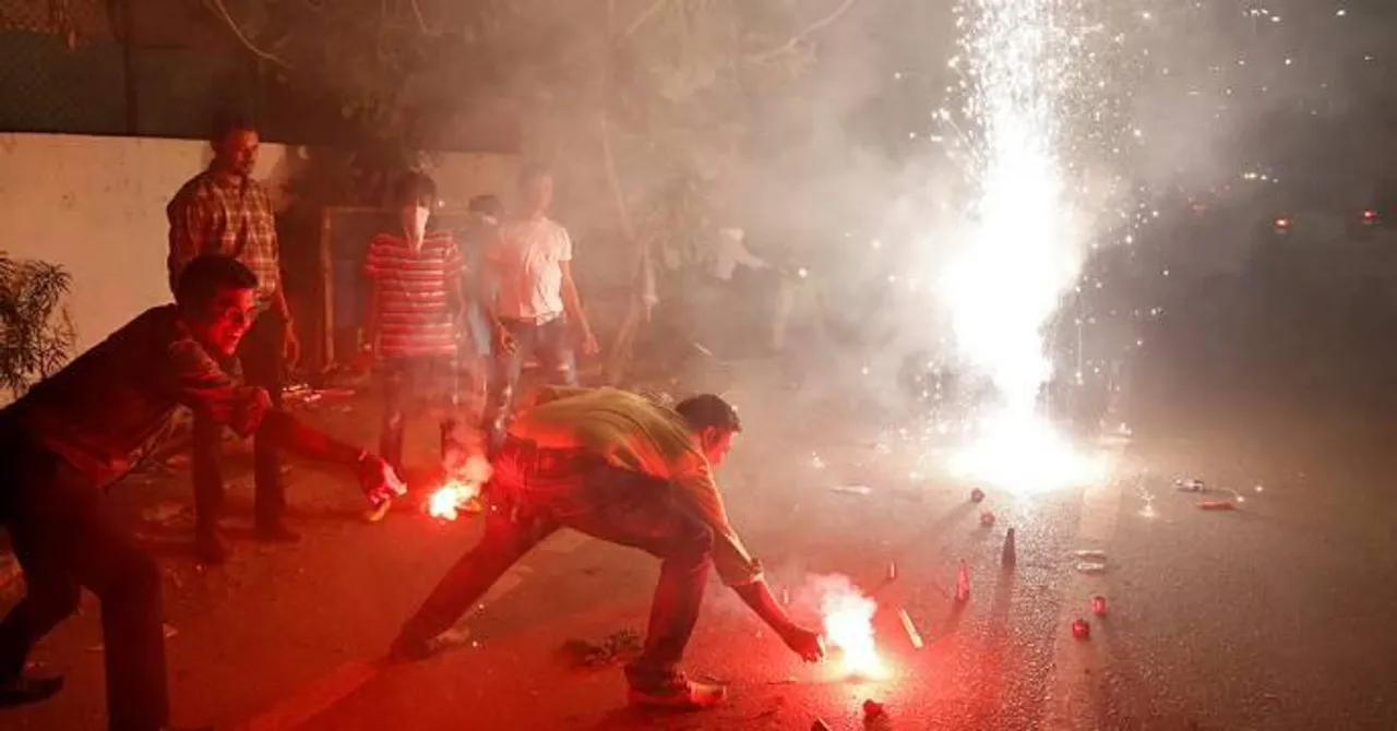 দীপাবলিতে বায়ু দূষণে রেকর্ড পতন কলকাতায়!