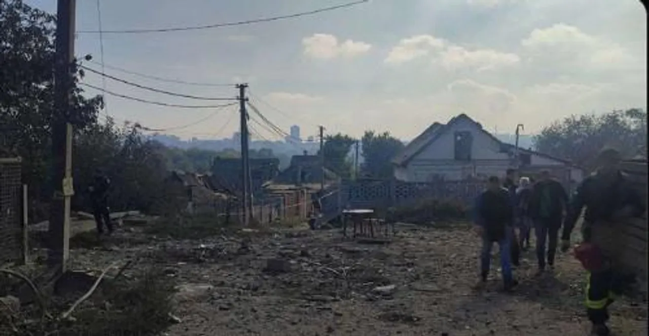 ডিনিপ্রোতে রুশ ক্ষেপণাস্ত্র হামলায়, নিহত ৩, আহত ৫