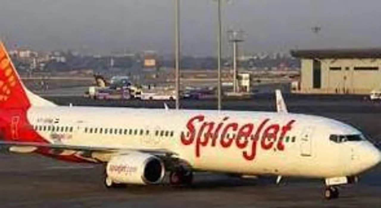 বিমান ভাড়া ১০-১৫ শতাংশ বাড়ানোর ডাক স্পাইসজেটের