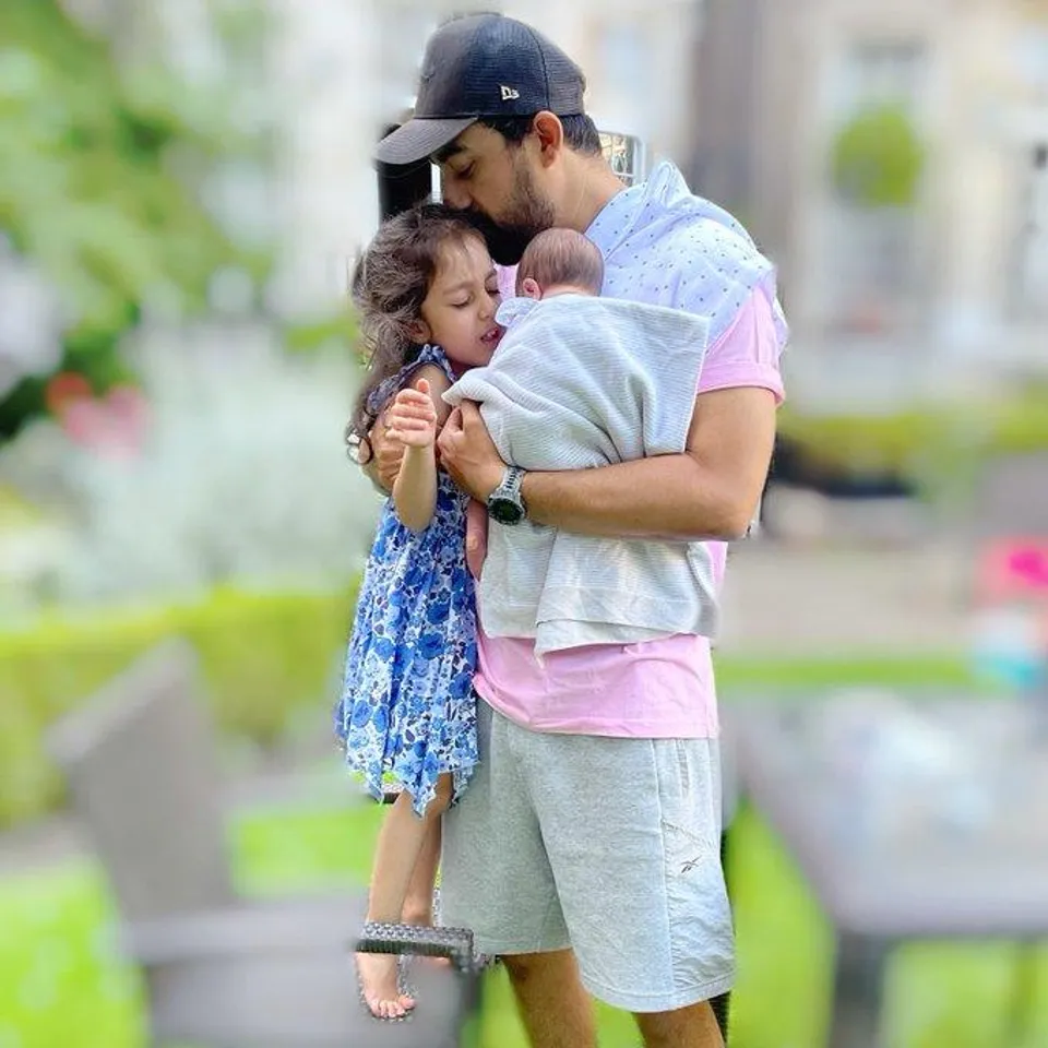 ‘এমটিভি রোডিজ’ খ্যাত রণবিজয় সিংহ সদ্যজাত পুত্রের কী নাম রাখলেন দেখে নিন